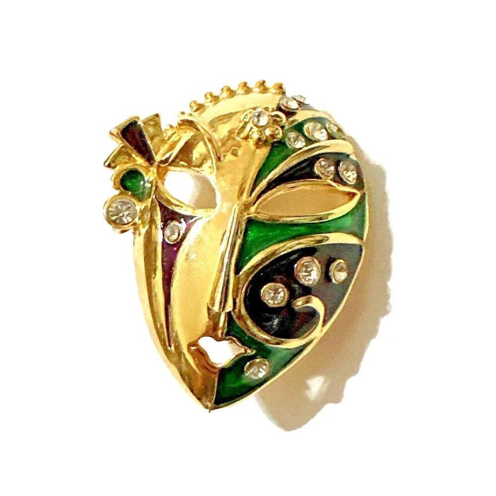 Vintage Kabuki Theater Mask Brooch Ornate Green Red Enamel Rhinestone Pin 1.75